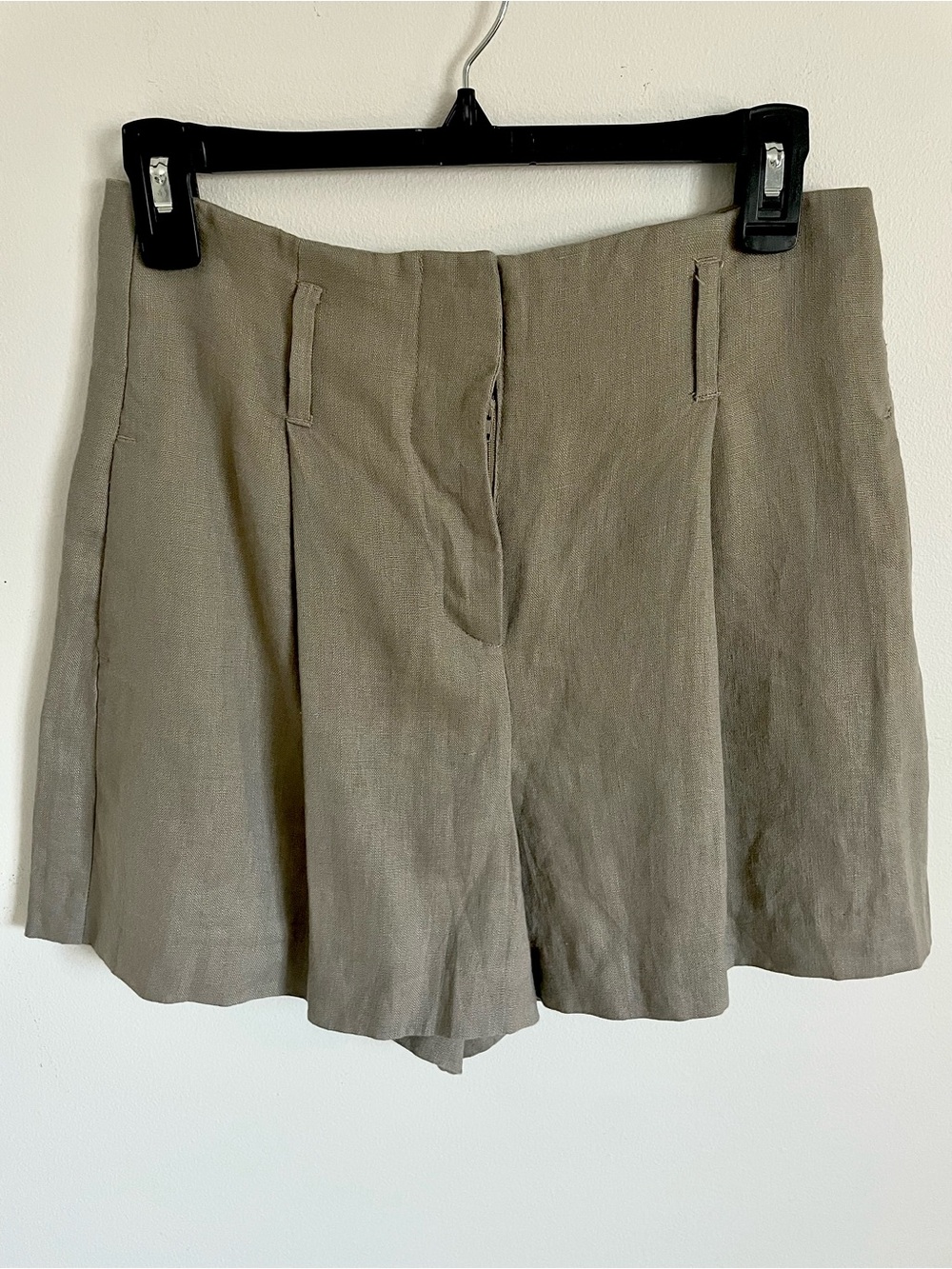 Zara 100% Linen High Waisted Bermuda Shorts in Khaki Size M EUC